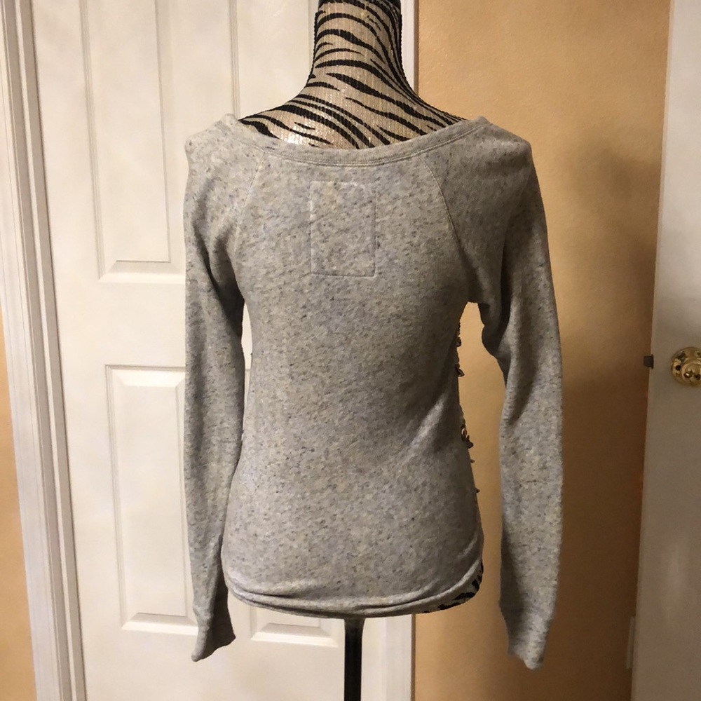 Sweater - Picture 2 of 3